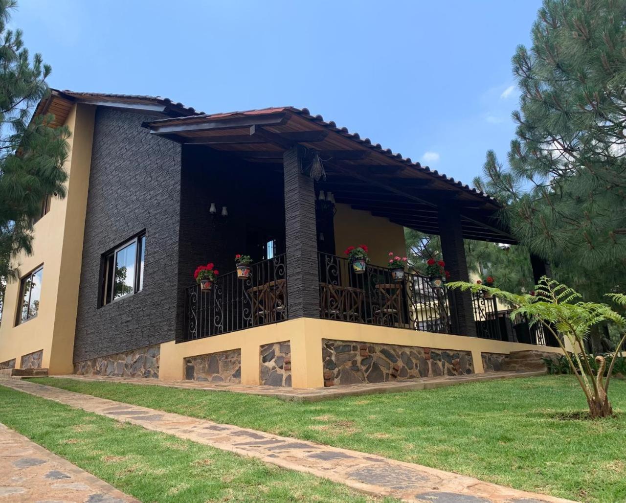 Cabana No.4 Puerta Del Bosque Mazamitla. Exteriér fotografie